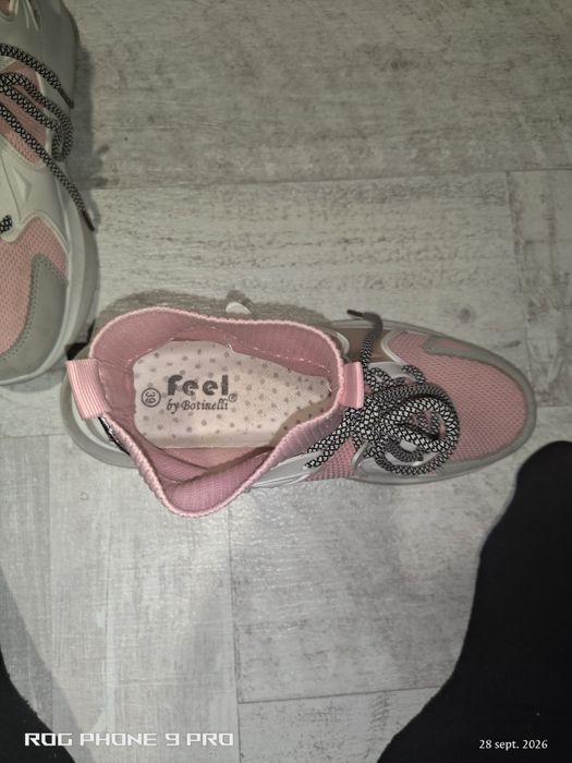 Adidași înalți tip şosetă Feel by Botinelli. (Ps, pentru femei)