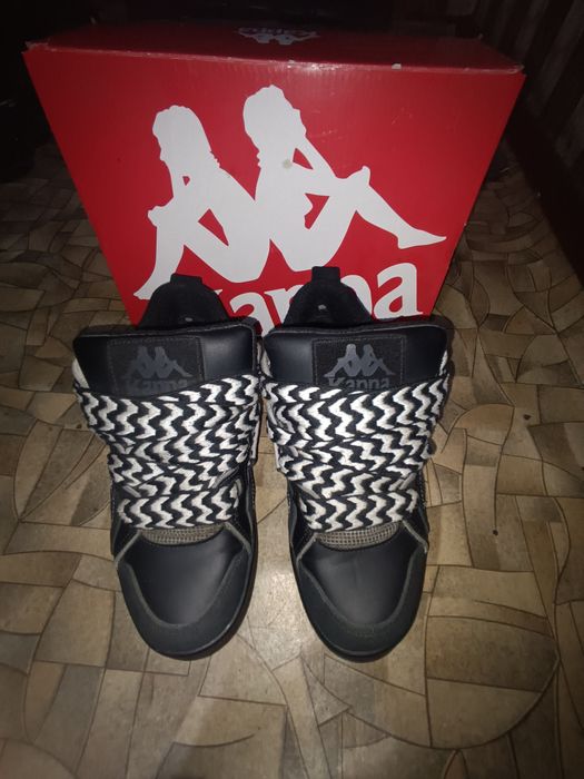 продам кросовки kappa