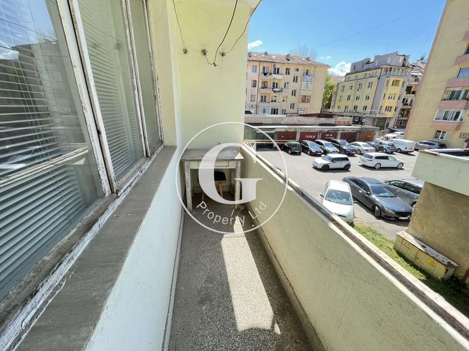 Продава се Тристаен апартамент в Перник, Център - 95 кв.м за 1153 €/кв.м - Снимка #10