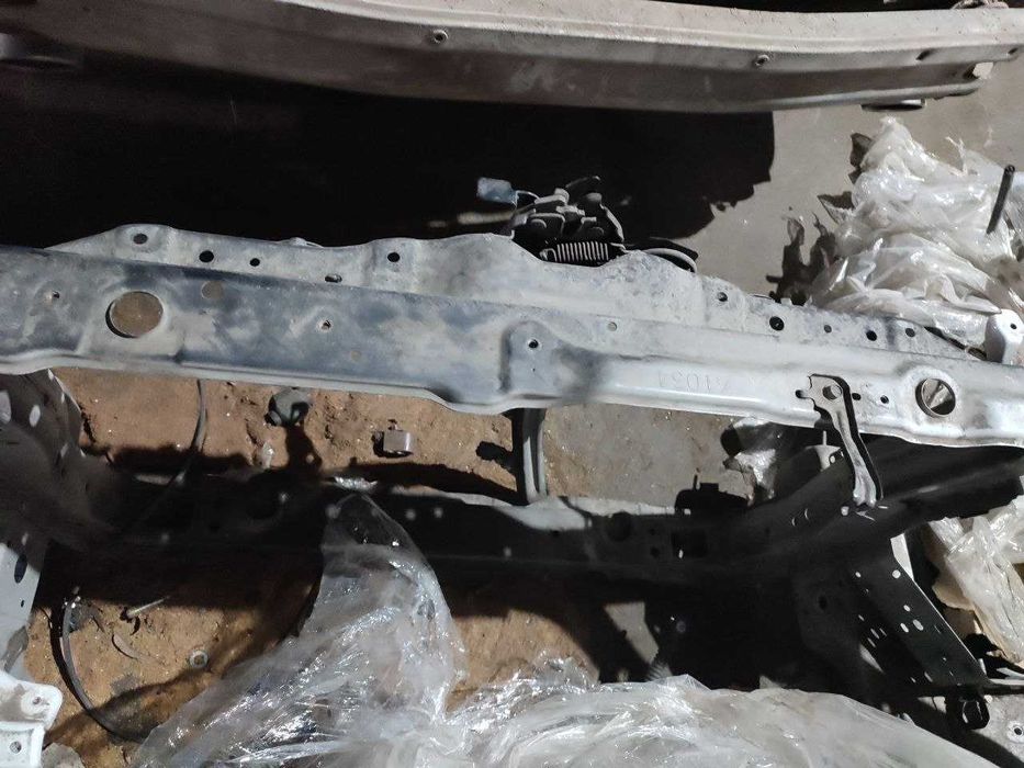 Телевизор для Toyota Highlander