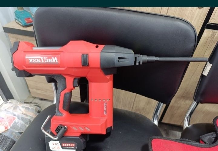 Bazalt mahkamlash uchun batareya bilan ishlaydigan ish quroli

To'pl