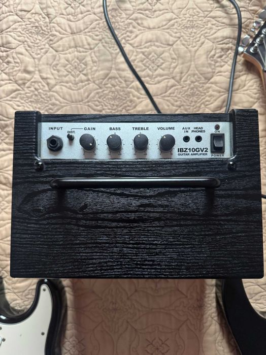 Vand Chitara Electrica Jackson sau Harley Benton + Amplif Ibanez
