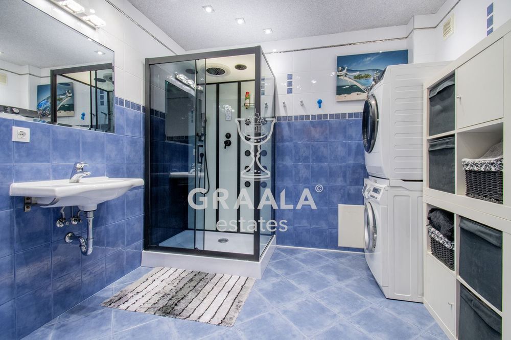 Продава се Къща в София, Кръстова вада - 528 кв.м за 1737 €/кв.м - Снимка #8