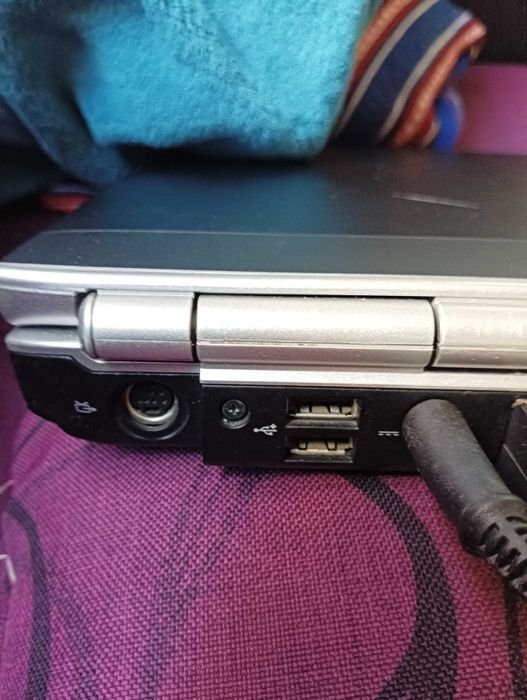 Лаптоп Dell Inspiron 1520