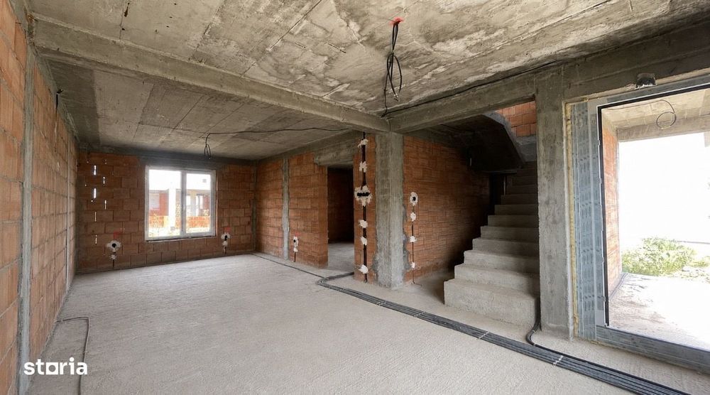 Casa noua de vanzare cu 4 camere, Cihei