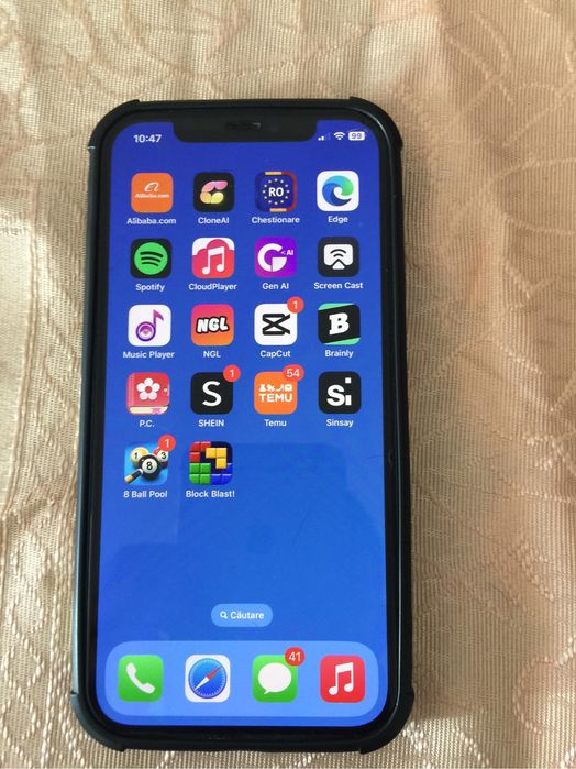 Vând ipon 12 in stare foarte buna mai multe detalii la telefon