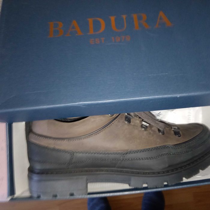 Pantofi Badura noi