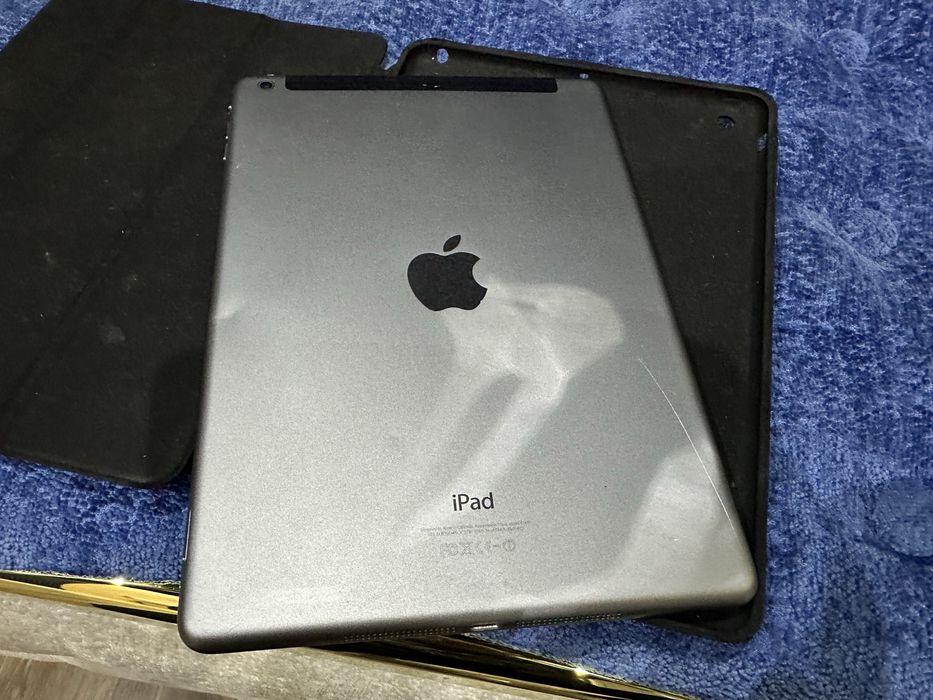 * Apple iPad Air A1475 нужно заменить сенсор
