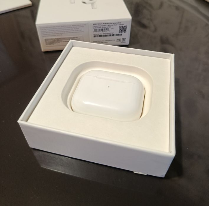 Наушники AirPods 3