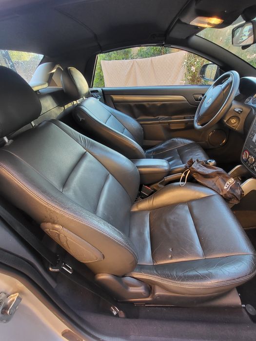 Opel Tigra decapotabilă