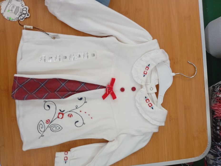 Rochițe și costumașe pt fete 4 luni-5 ani