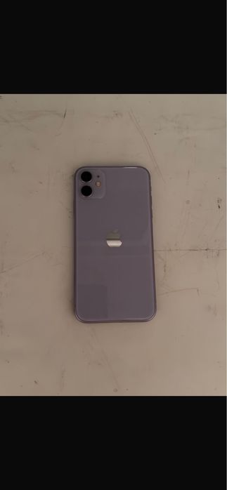 Iphone 11 в идеальном состояние