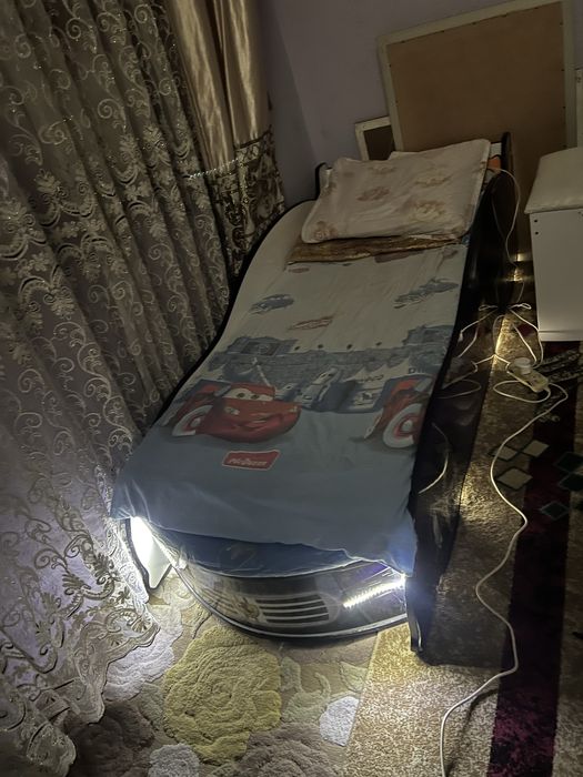 Moshinchalik karavod 1 kishilik 180 kg gacha kutaradi