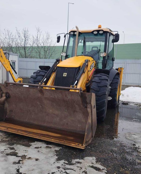 Buldoexacvator JCB 4CX