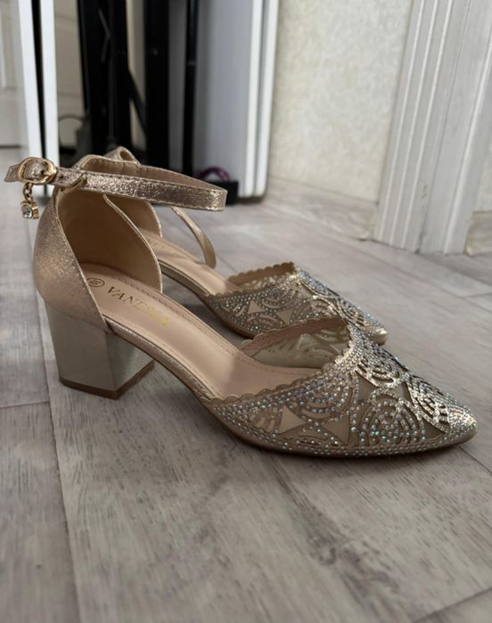 Женские туфли...