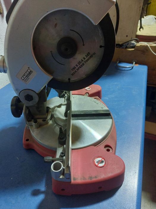 Vand masina de taiat fier sau lemn