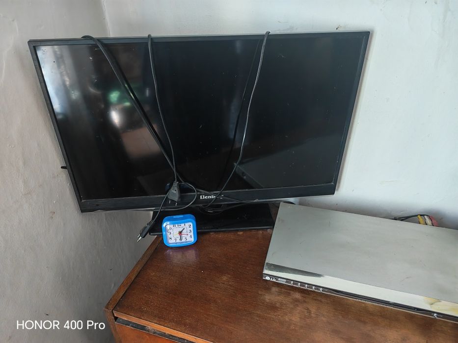 Продам телевизор