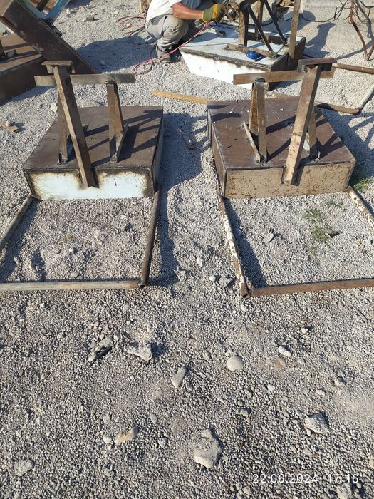 Arava. Shlakablok ishlab chiqarishda ishlatiladigan arava.
