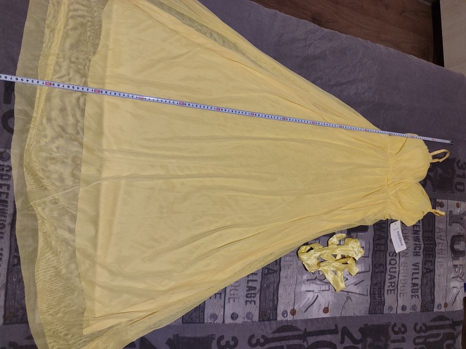 Нова/и дамска/и рокля/и