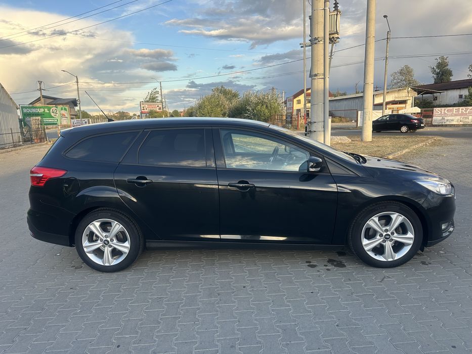 FORD Focus 2014 — imagine 5