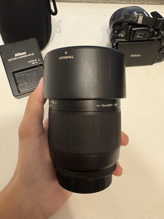 Продаю Nikon D5200, с обьективом