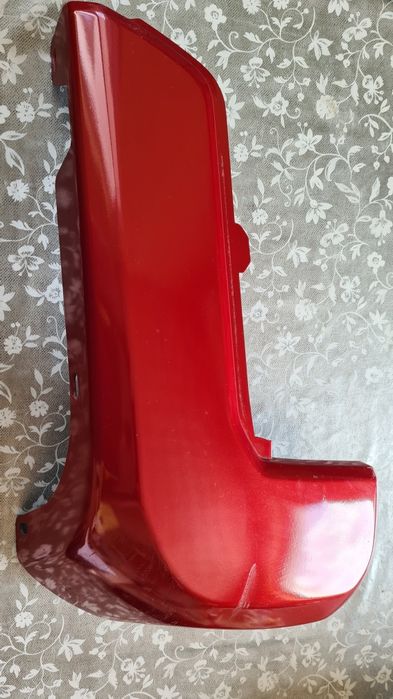 Броня задна дясна  Тойота Такома 2016 до 2023