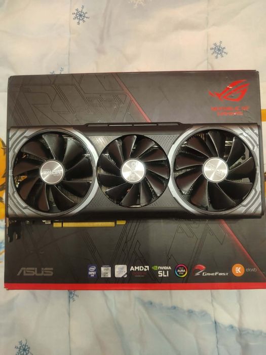 Видеокарта 8GB Shapphire Nitro+ Radeon Vega 64 (3 вентилатора)