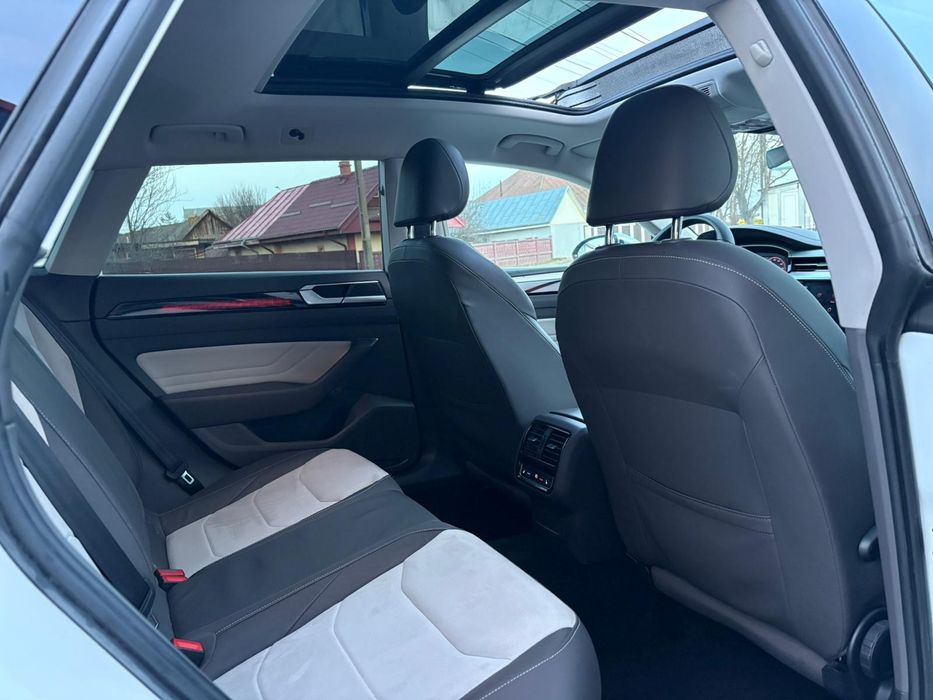 VW Arteon Elegance 4 Motion/ Panoramic/ Virtual Cockpit/ Camera/