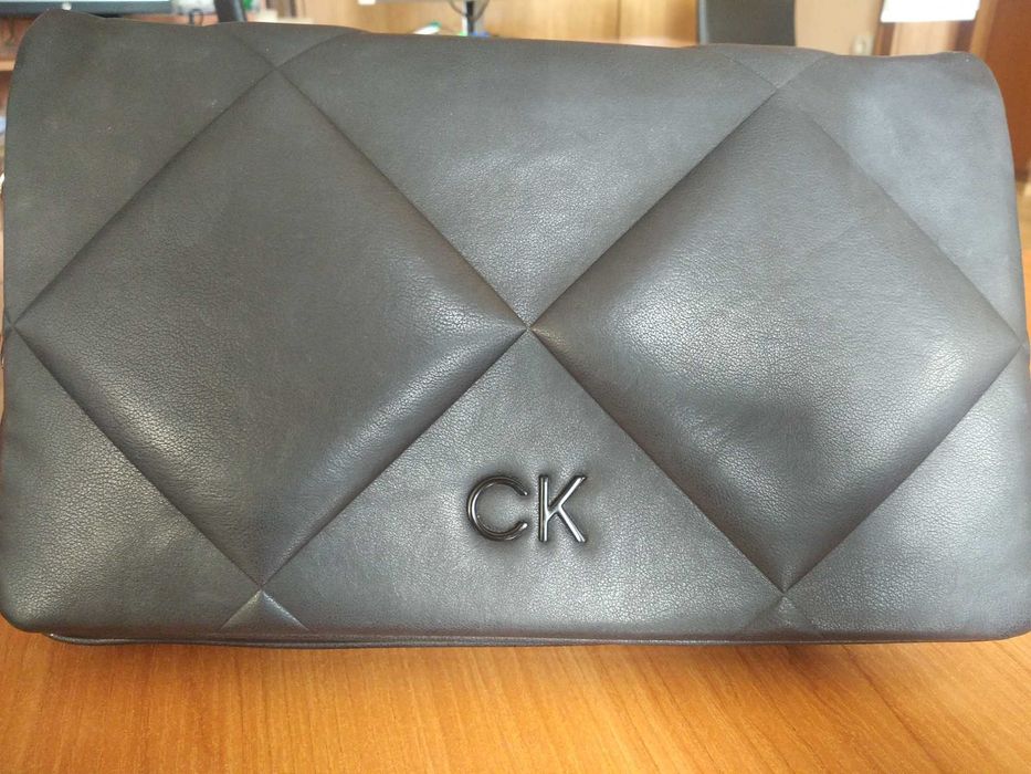 Дамска чанта Calvin Klein оригинална