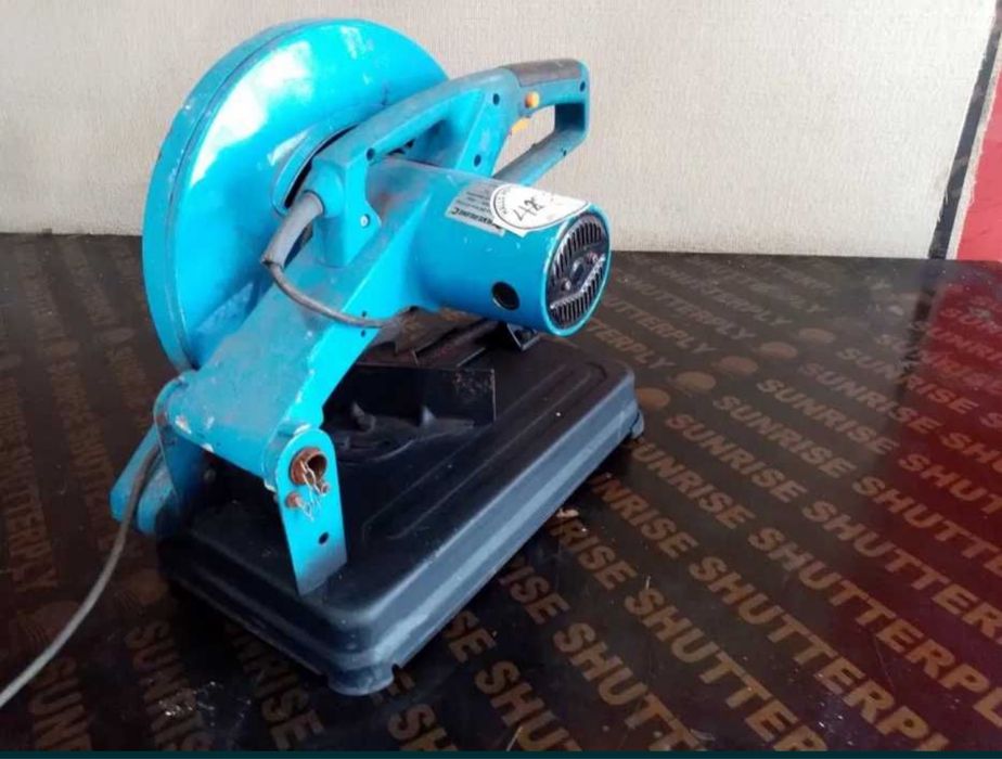 Пендула за метал, настолен циркуляр 220 волта перфектен