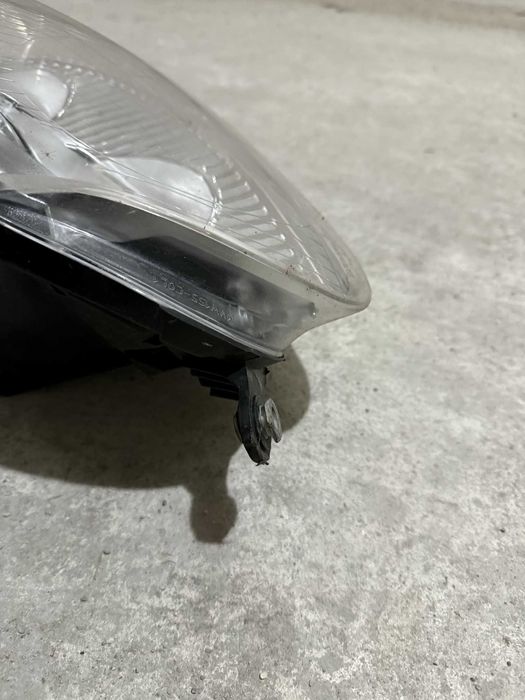 Ляв фар за Голф V