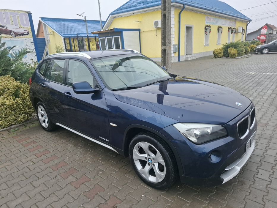 Vând BMW x1 ,automată