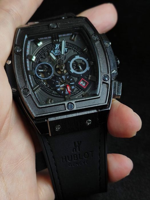 HUBLOT мужские часы