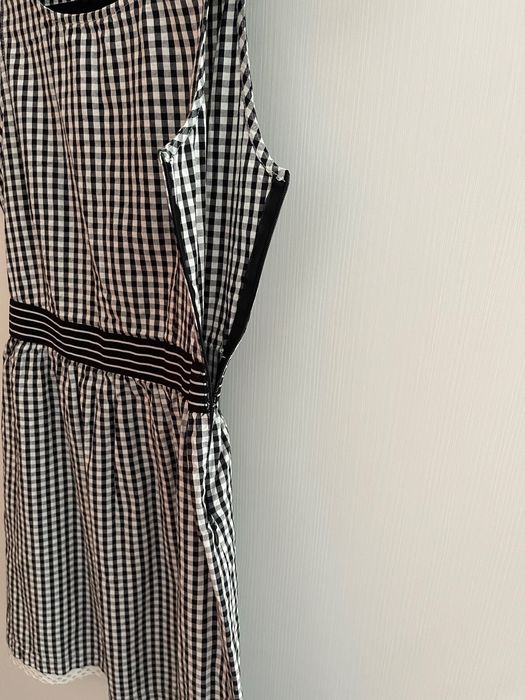 Rochie Motivi, fără mâneci