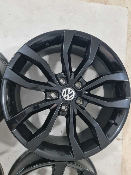 Jante 18 VW Amarok Transporter T5 T6 Caravelle Multivan Touareg 5x120 65.1 8J et43