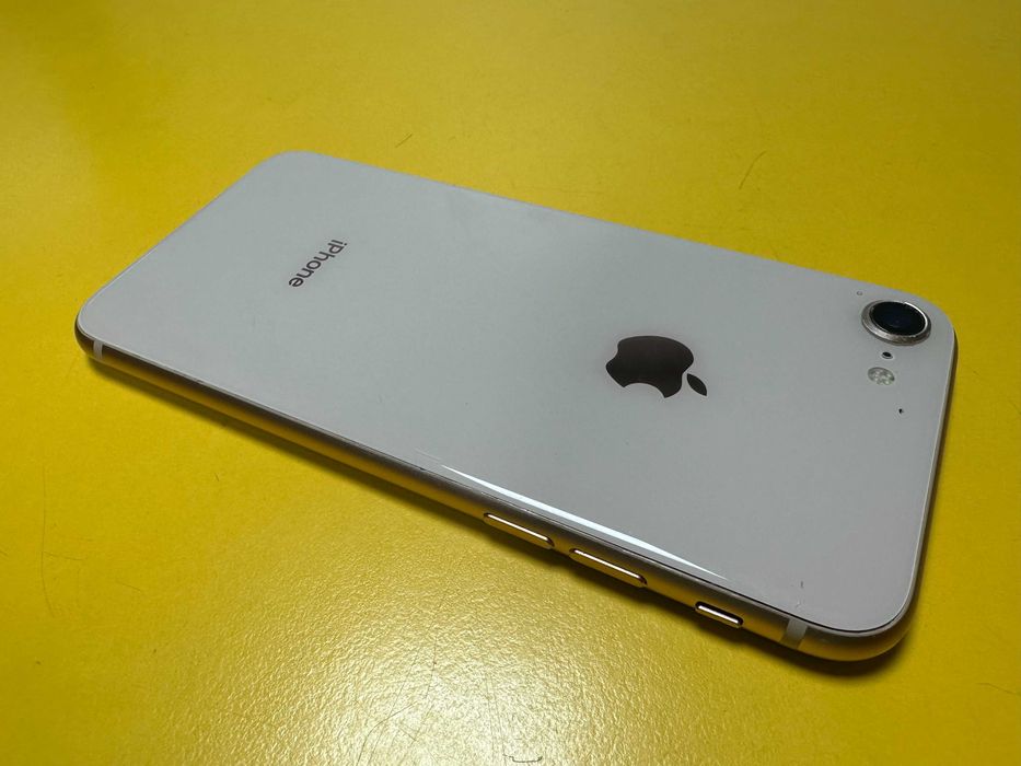 Apple iPhone 8 64G Gold