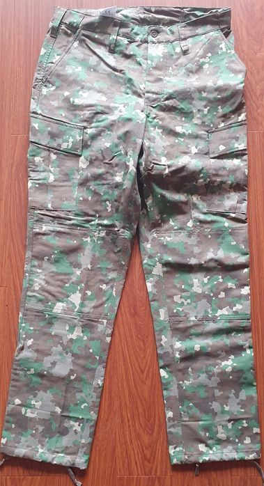 Ținută militară combat şi ripstop