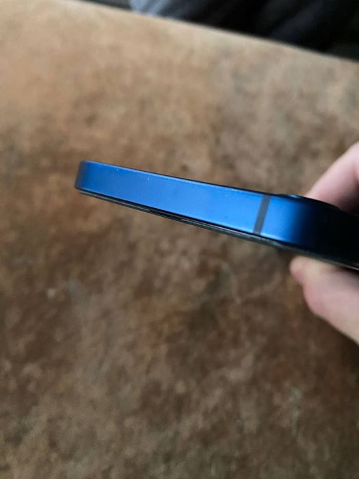 Продам Iphone 12 64gb