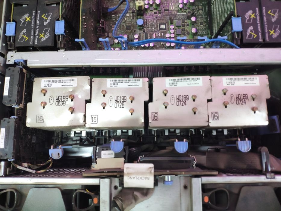 Сервер DELL PowerEdge R900