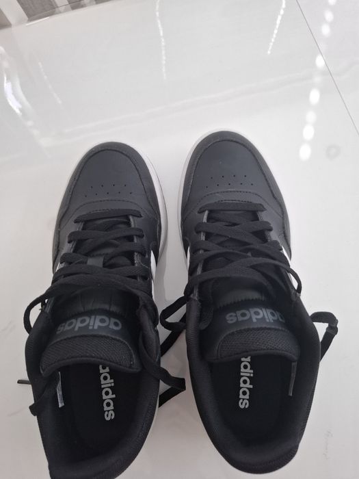 Маратонки Адидас