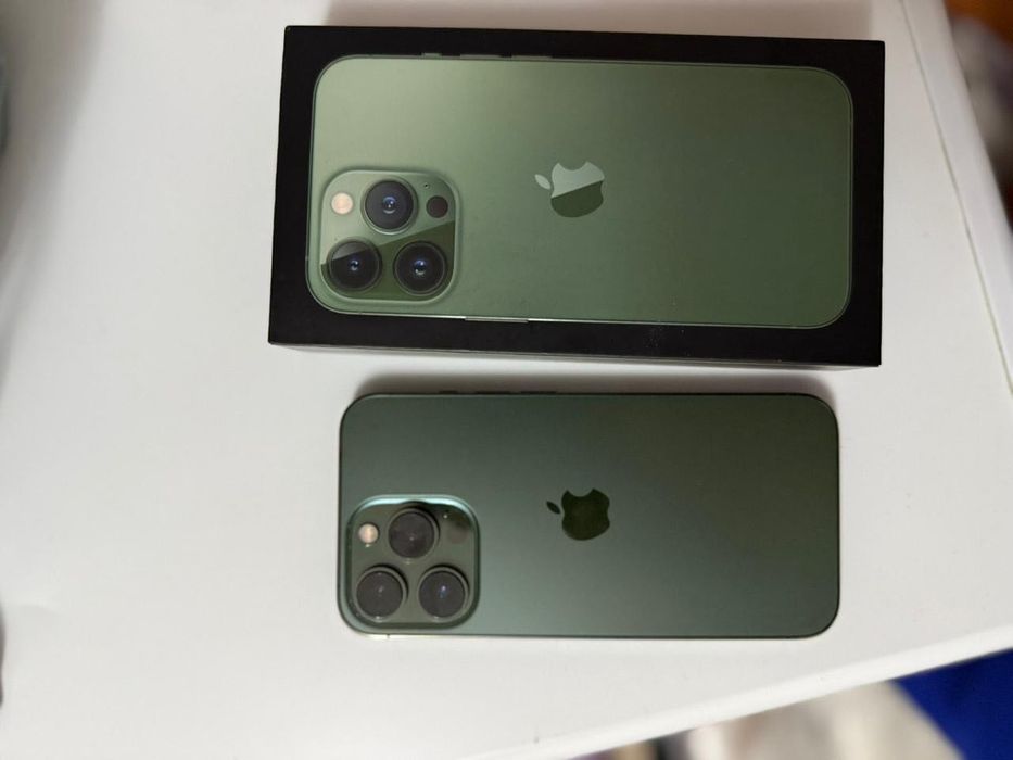 IPhone 13 pro green