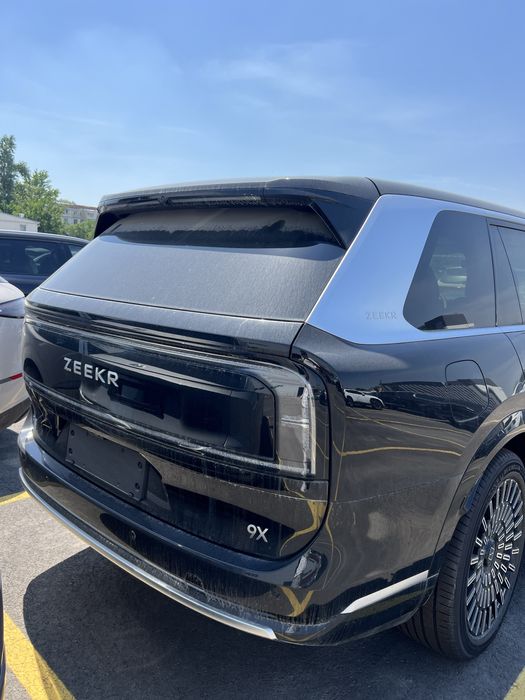 Zeekr 9X Ultra 55kw sotuvda
