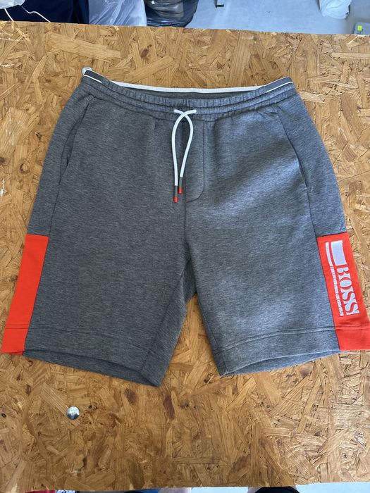 Мъжки къси панталони Hugo Boss