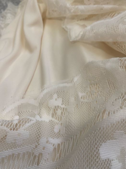 Дамска пола дълга