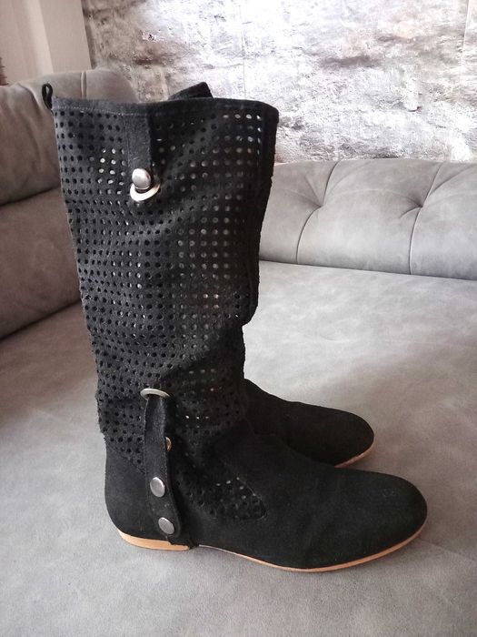 Дамски ботуши с перфорация – естествен велур, черни, № 38.5 - 39