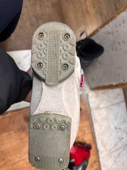 детски ски обувки