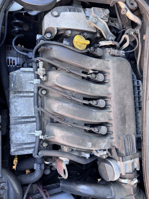 vând sau schimb megan 2 cabrio