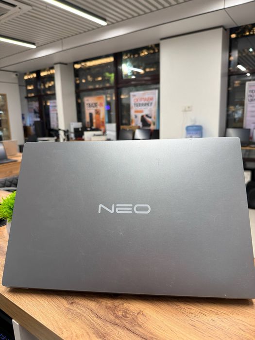 NEO i3-10 Ssd 256 gb RAM 8 gb