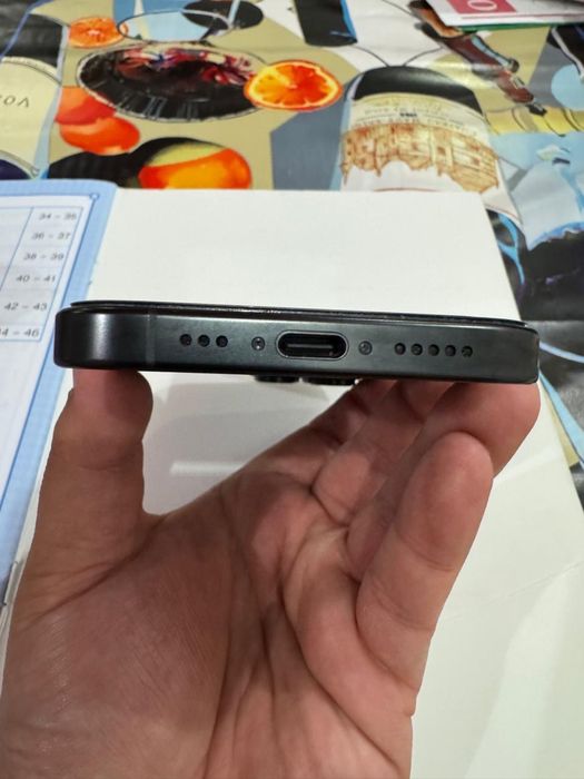 Продам iPhone 16 pro