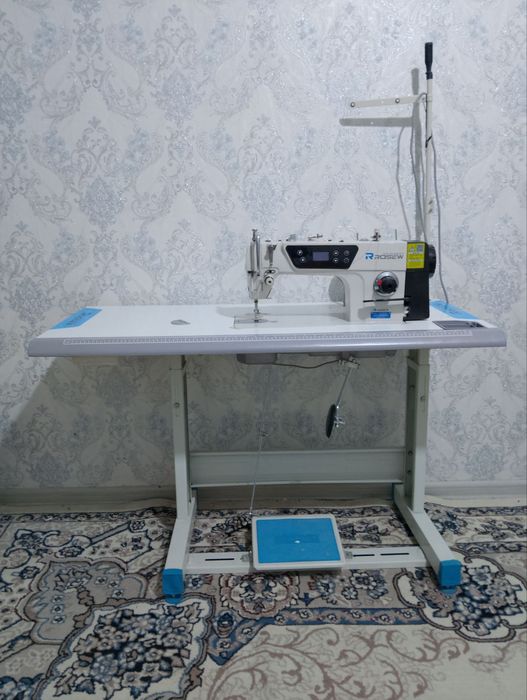 Srochna zor tikuv moshinkasi sotiladi.